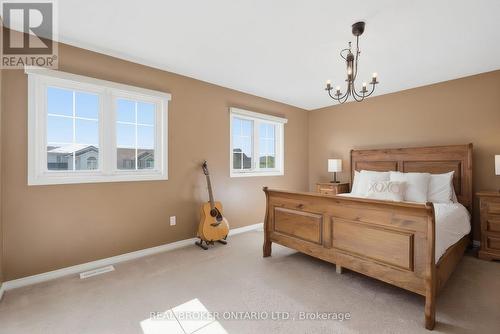 1089 Copper Leaf Crescent, Kitchener, ON - Indoor Photo Showing Bedroom