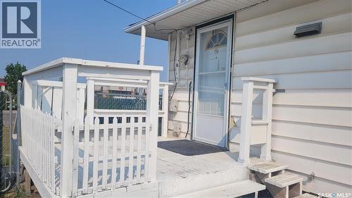 1210 P Avenue N, Saskatoon, SK - Outdoor