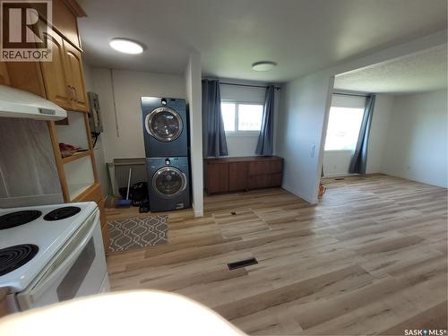 1210 P Avenue N, Saskatoon, SK - Indoor