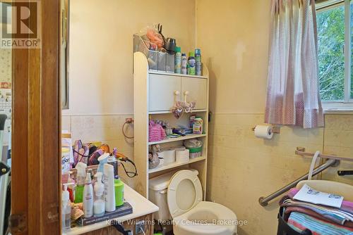 580307 Sideroad 60, Chatsworth, ON - Indoor Photo Showing Bathroom