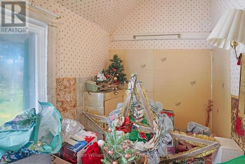 580307 Sideroad 60, Chatsworth, ON - Indoor Photo Showing Other Room