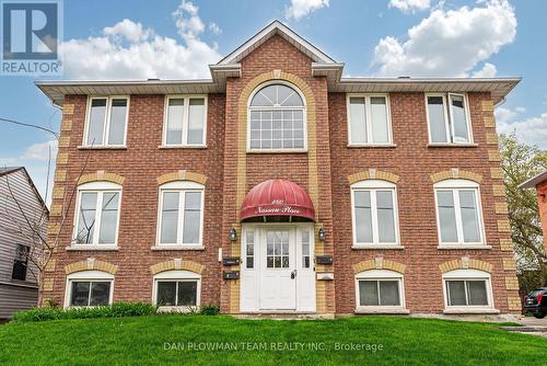 180 NASSAU STREET  Oshawa, ON L1J 4A5