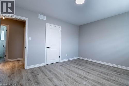 261 Scott Street Unit# B, St. Catharines, ON - Indoor Photo Showing Other Room