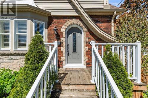62 Tuxedo Avenue S, Hamilton, ON - Outdoor