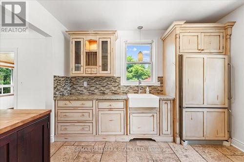62 Tuxedo Avenue S, Hamilton, ON - Indoor