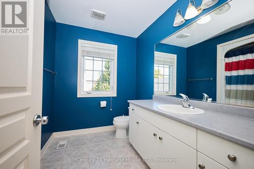 4 Arlene Street, St. Catharines (Rykert/Vansickle), ON - Indoor Photo Showing Bathroom