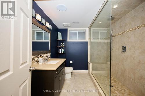 4 Arlene Street, St. Catharines (Rykert/Vansickle), ON - Indoor Photo Showing Bathroom