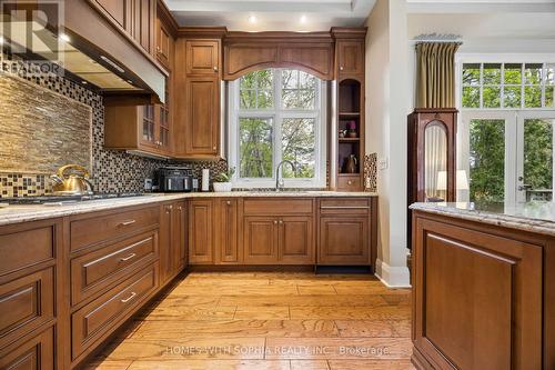 Kitchen view - 162 Glenvale Boulevard, Toronto, ON - Indoor Photo Showing Kitchen