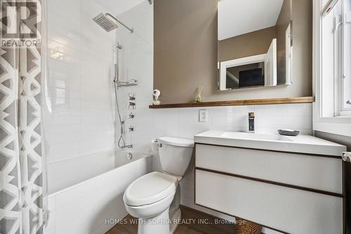 2nd Bedroom Ensuite - 162 Glenvale Boulevard, Toronto, ON - Indoor Photo Showing Bathroom