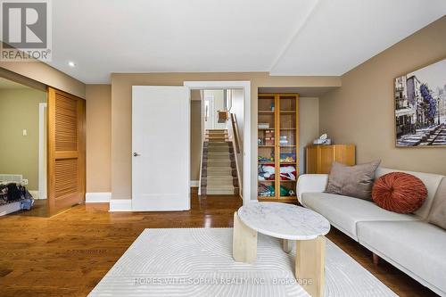 Separate Basement - 162 Glenvale Boulevard, Toronto, ON - Indoor Photo Showing Living Room