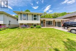69 CULHAM STREET Oakville, ON L6H 1G3