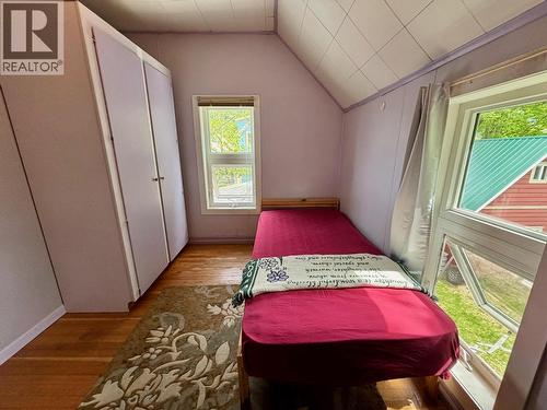 408 Third Street W, Revelstoke, BC - Indoor Photo Showing Bedroom