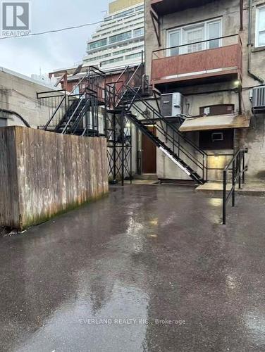 2515 Yonge Street, Toronto, ON 