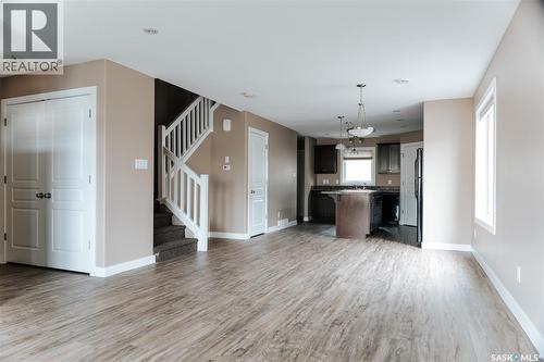 145 Mcintyre Street N, Regina, SK - Indoor