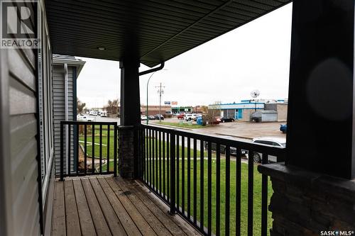 145 Mcintyre Street N, Regina, SK - Outdoor With Exterior