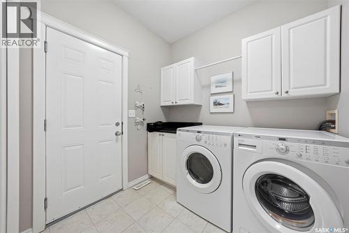 8 320 3Rd Street, Osler, SK - Indoor Photo Showing Laundry Room
