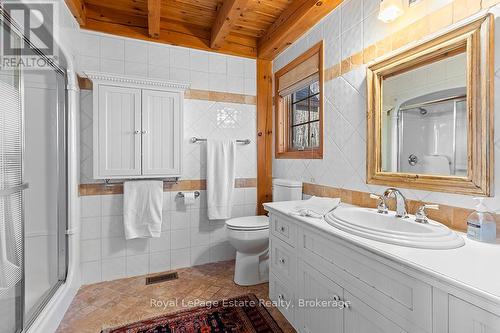 Primary 4pc ensuite. - 50 Nippissing Ridge Road, Tiny, ON - Indoor Photo Showing Bathroom
