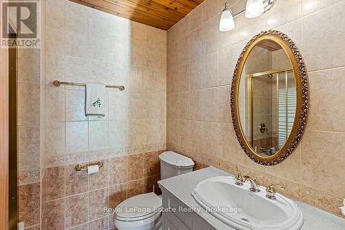 Lower level 4pc bath - 50 Nippissing Ridge Road, Tiny, ON - Indoor Photo Showing Bathroom