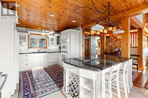 50 Nippissing Ridge Road, Tiny, ON - Indoor Photo Showing Other Room