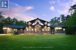 22 HOUBEN CRESCENT  Oro-Medonte, ON L0L 1T0