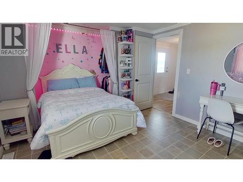 10074 99 Street, Taylor, BC - Indoor Photo Showing Bedroom