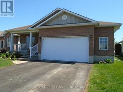 30 ALETHA DRIVE Prince Edward County (Wellington Ward), ON K0K 3L0