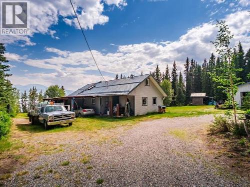 52 Lakeview Road, Whitehorse South, YT - Outdoor