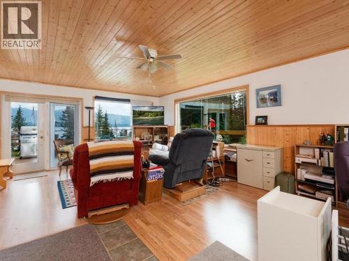 52 Lakeview Road, Whitehorse South, YT - Indoor