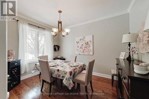 23 Covington Blue Crescent, Wasaga Beach, ON - Indoor Photo Showing Dining Room