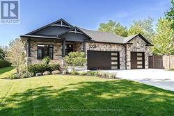 3206 VIVIAN LINE 37 STREET  Stratford, ON N5A 5E1