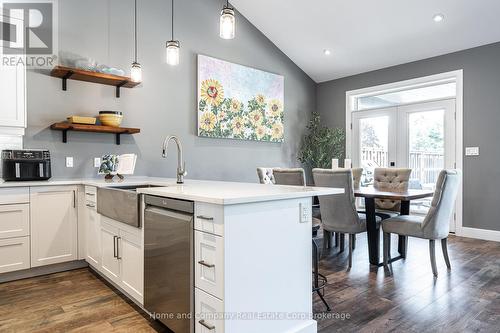 3206 Vivian Line 37 Street, Stratford, ON - Indoor