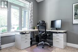 Bedroom/Office - 