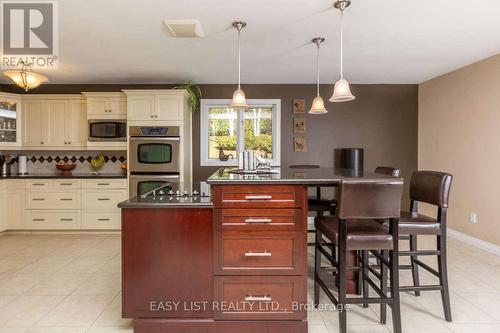 5 Worden View, Halton Hills, ON - Indoor