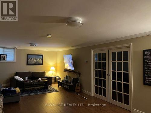 5 Worden View, Halton Hills, ON - Indoor