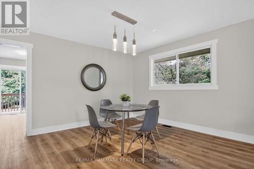 2 Birdstone Avenue, Ottawa, ON - Indoor Photo Showing Dining Room