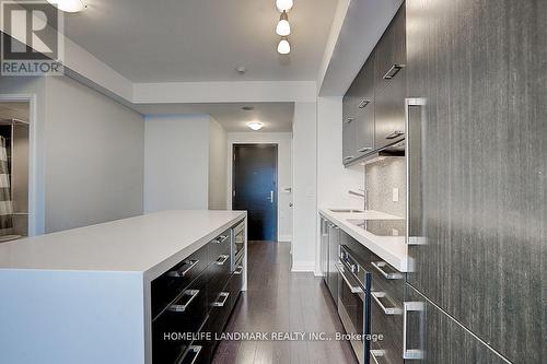 3411 - 65 St Mary Street, Toronto, ON - Indoor Photo Showing Kitchen
