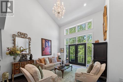 30 - 542 Crescendo Private, Ottawa, ON - Indoor