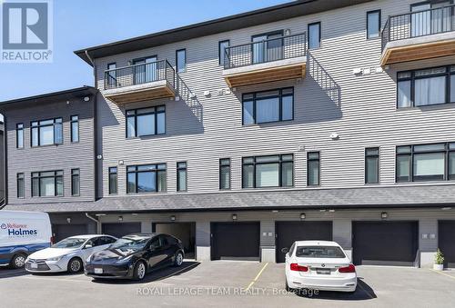 30 - 542 Crescendo Private, Ottawa, ON - Outdoor