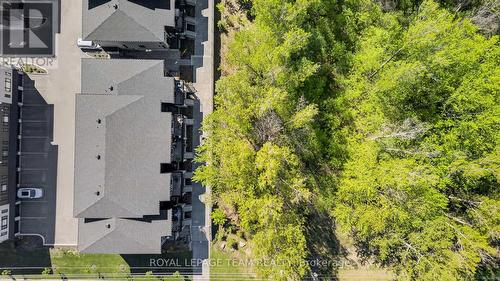 30 - 542 Crescendo Private, Ottawa, ON - Outdoor