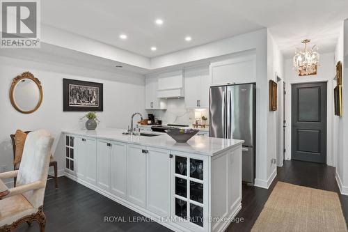 30 - 542 Crescendo Private, Ottawa, ON - Indoor Photo Showing Kitchen With Upgraded Kitchen