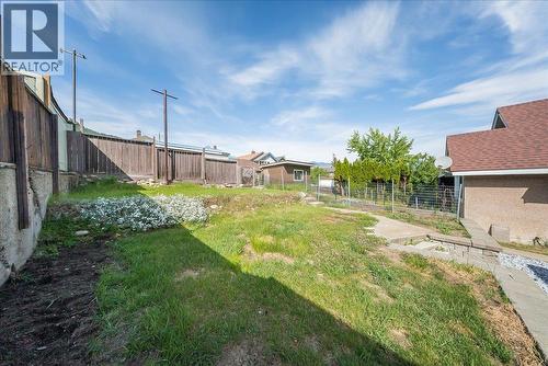 1480 Third Avenue, Trail, BC - Outdoor