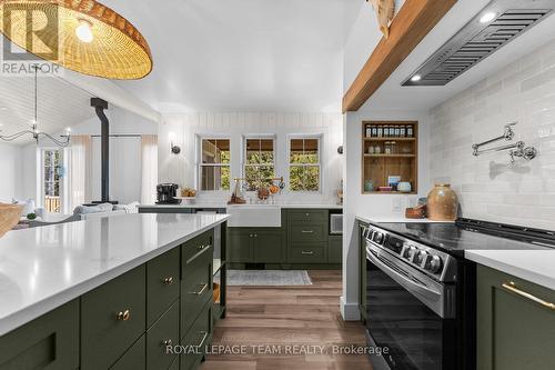 granite countertops - 36 Hillcrest Avenue, Killaloe, Hagarty And Richards, ON - Indoor Photo Showing Kitchen With Upgraded Kitchen