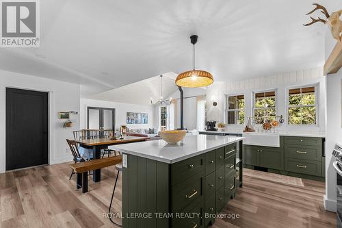 36 Hillcrest Avenue, Killaloe, Hagarty And Richards, ON - Indoor