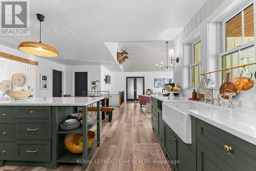 36 Hillcrest Avenue, Killaloe, Hagarty And Richards, ON - Indoor