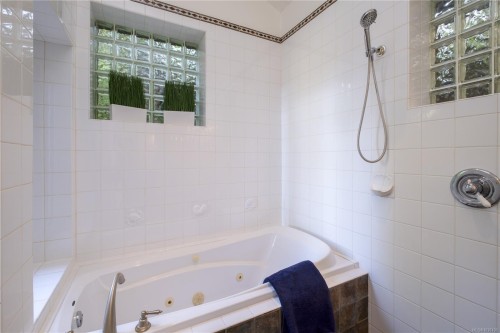 145 Petroglyph Way, Quadra Island, BC 
