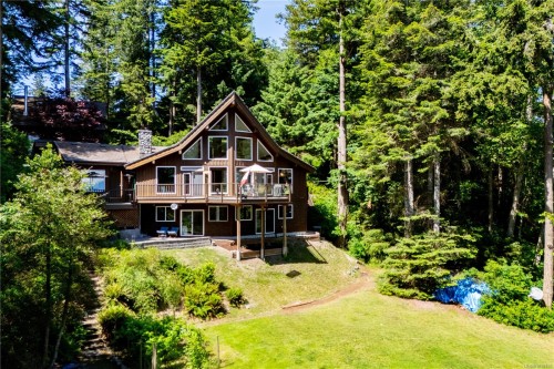 145 Petroglyph Way, Quadra Island, BC 