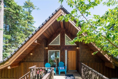 145 Petroglyph Way, Quadra Island, BC 