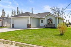 640 Cote AVE St Pierre-Jolys, MB R0A 1V0