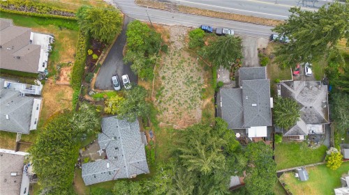 2204 Burnside Rd West, View Royal, BC 
