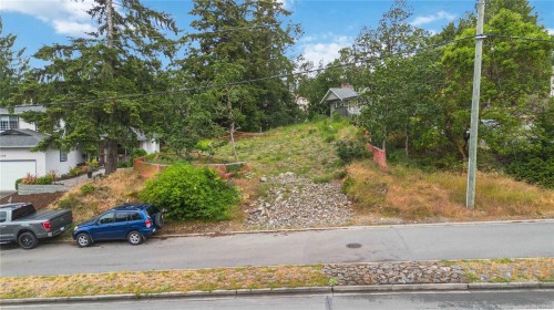 2204 Burnside Rd West, View Royal, BC 